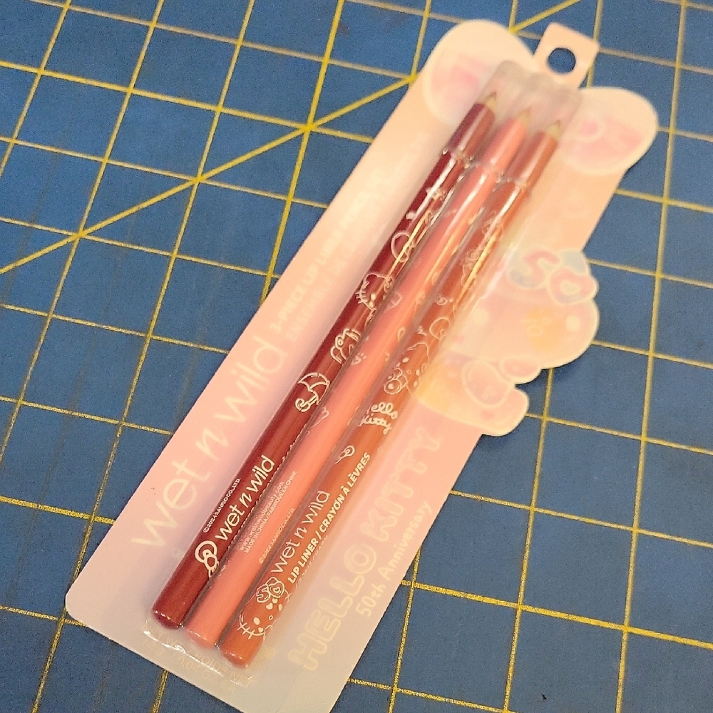 Wet n Wild Hello Kitty 50th Anniversary Lip Liner Set Of 3 New Sealed Package